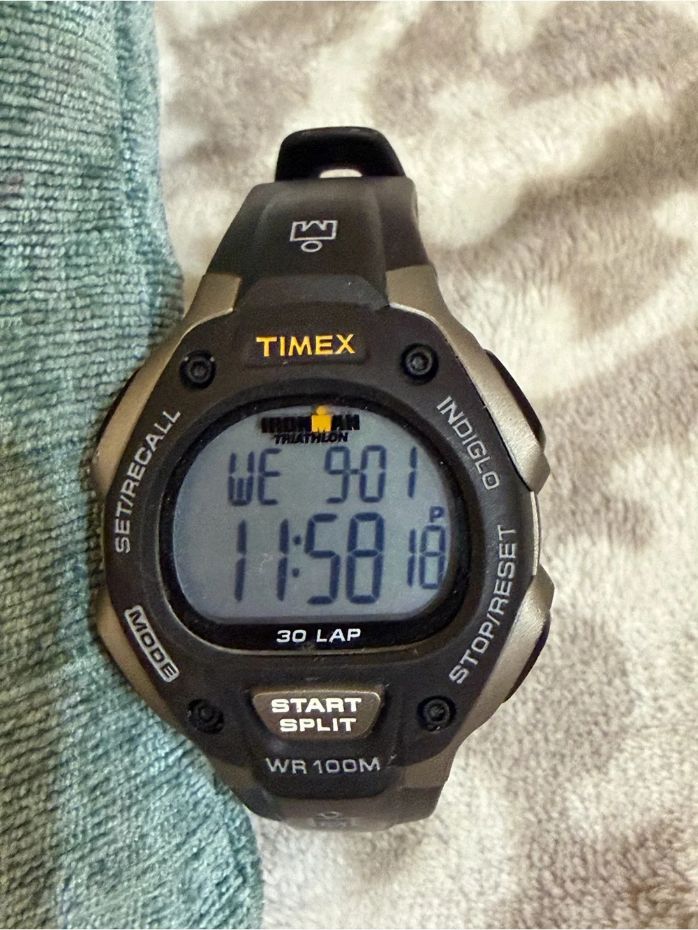 Timex Ironman Triathlon Classic 30-Lap Digital Sport Watch – Model T5E901